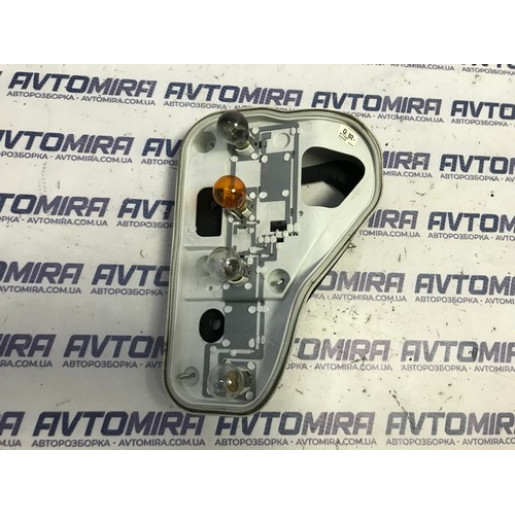 Плата заднього правого ліхтаря Opel Astra H Wagon 2004-2006 417042